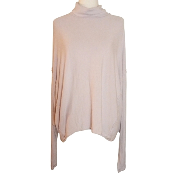 We The Free Light Purple Oversized Rib Knit Turtle Neck Sweater Size Medium - Picture 1 of 7